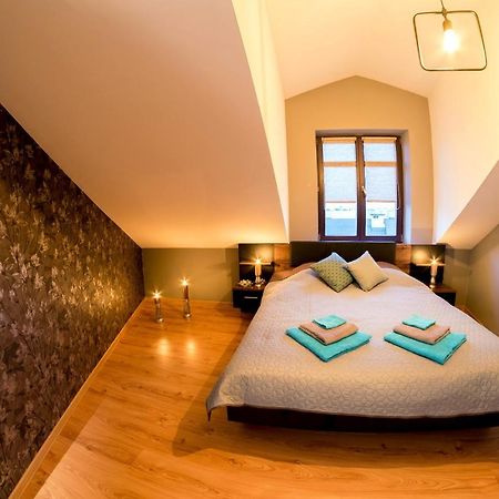 Style Apartment Next To Kazimierz And Old Town + Netflix Cracovia Exterior foto