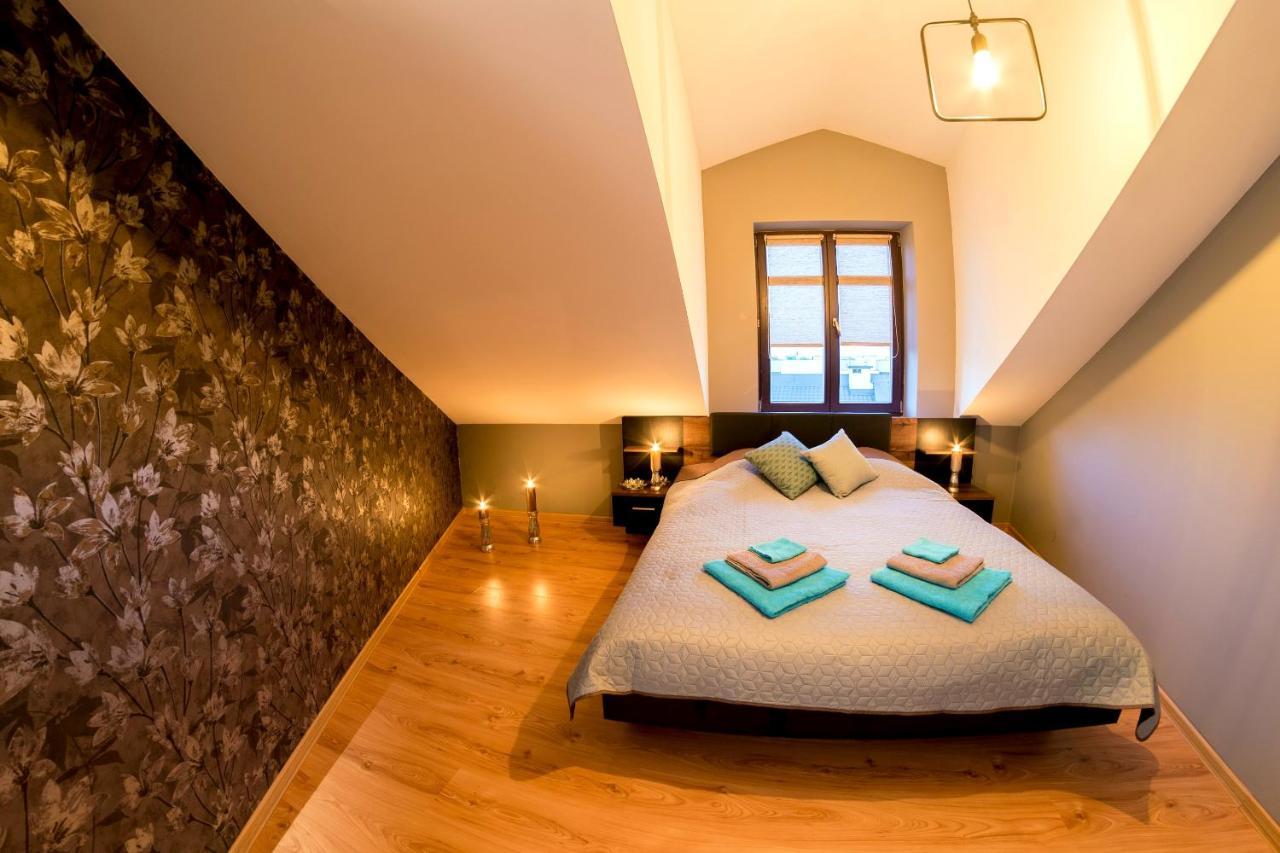 Style Apartment Next To Kazimierz And Old Town + Netflix Cracovia Exterior foto